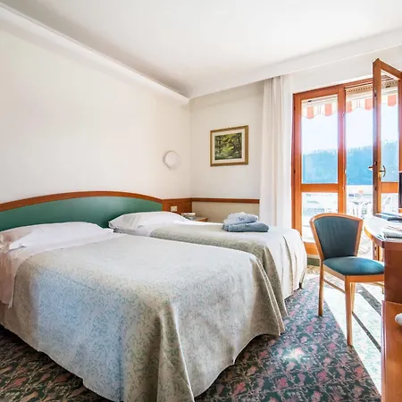 Apollo Terme 3* مونتيجروتو تيرمي
