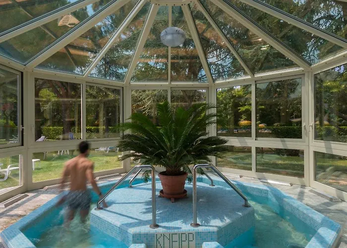 ホテル Apollo Terme